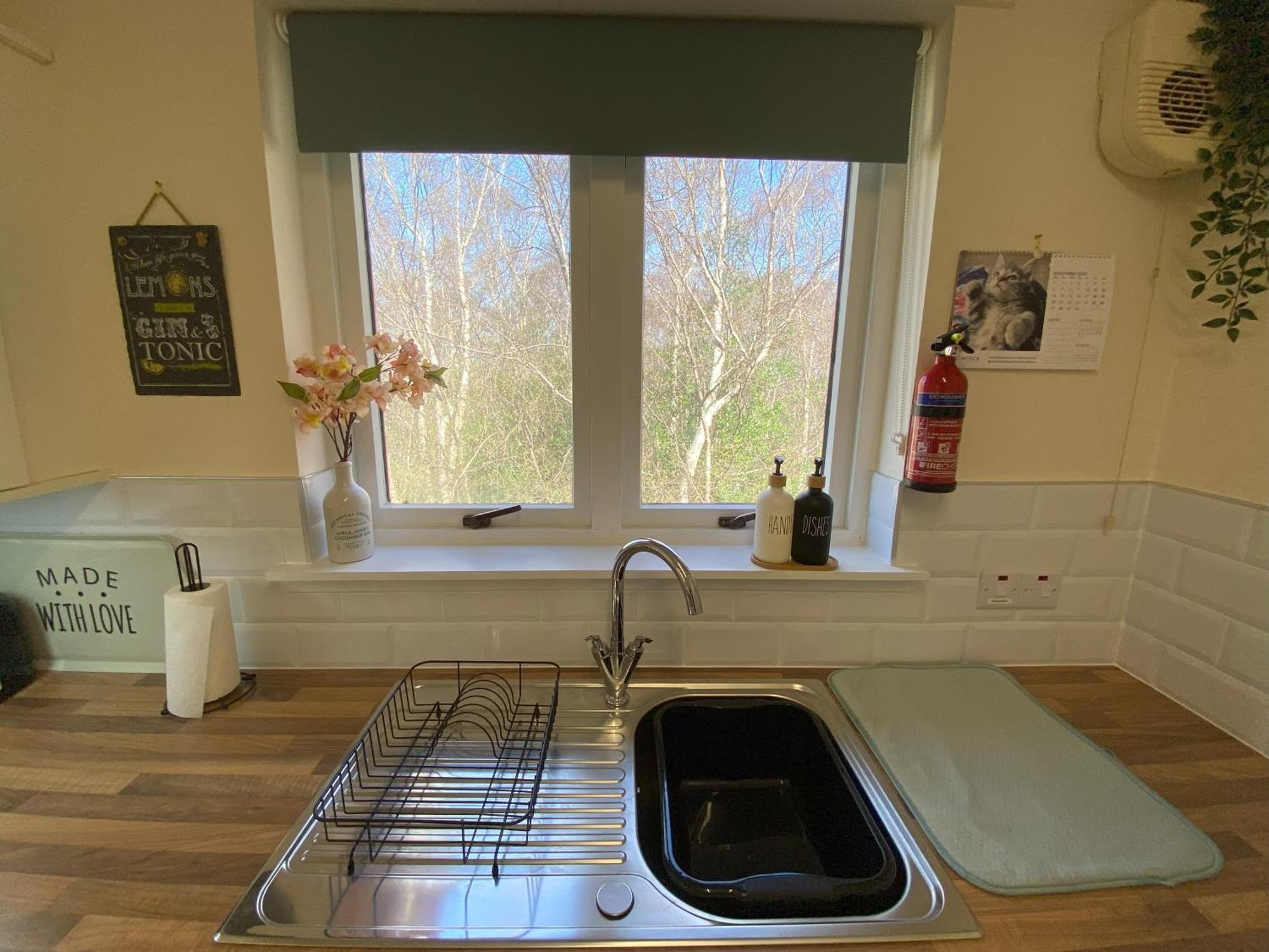 אינברנס Treetops - Bright 2 Bed Flat - Super Location מראה חיצוני תמונה